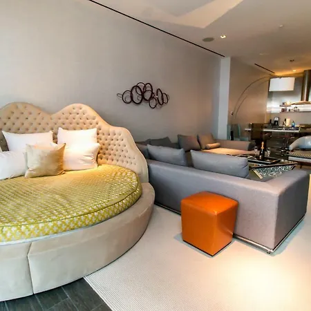 Romance Phenthouse At Palms Place-2